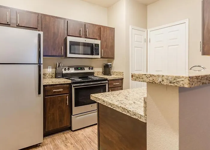 Landing Modern With Amazing Amenities *